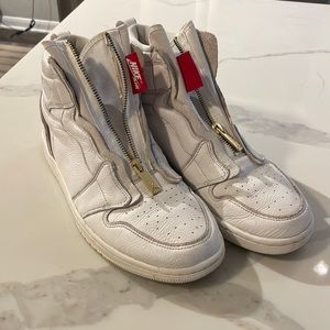 2018 Woman’s Air Jordan I Retro High Zip